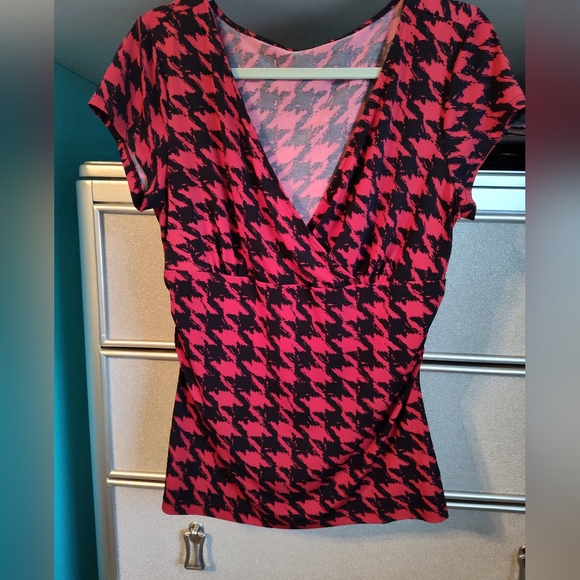 Top - Picture 1 of 2